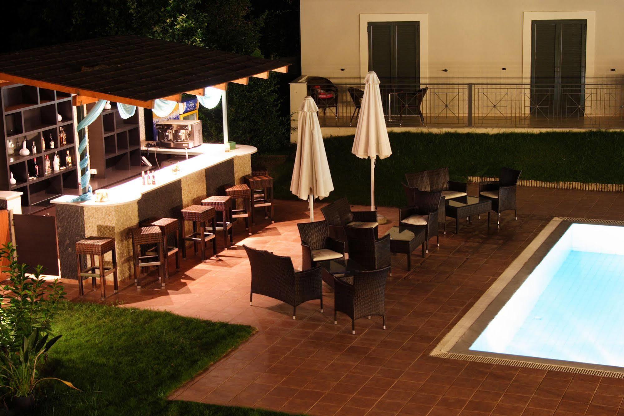 Eleana Boutique & Blue Infinity Apart Otel